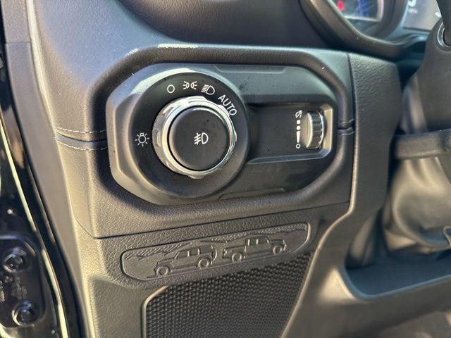 2024 Jeep Wrangler 4-Door Sahara 4x4