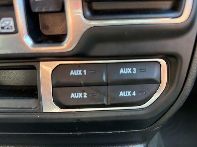 2024 Jeep Wrangler 4-Door Sahara 4x4