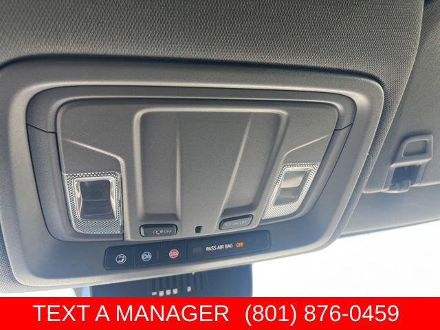2023 GMC Sierra 1500 4WD Crew Cab Short Box SLE