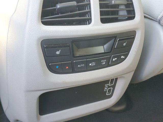 2022 Honda Pilot AWD Black Edition
