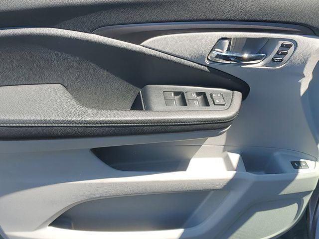 2022 Honda Pilot AWD Black Edition