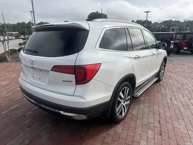 2017 Honda Pilot Touring