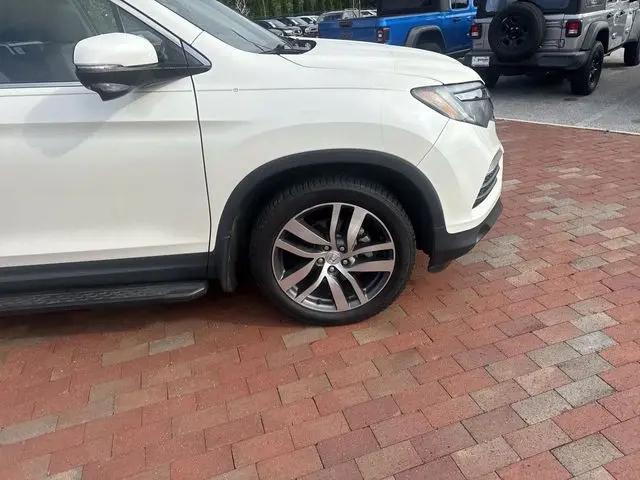 2017 Honda Pilot Touring