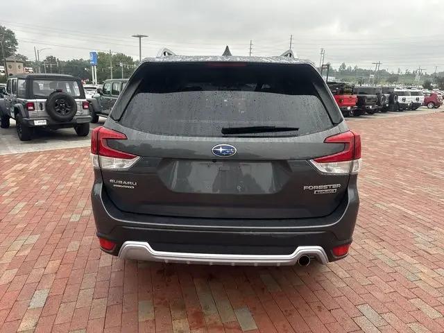 2023 Subaru Forester Touring