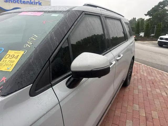 2024 Kia Carnival MPV SX