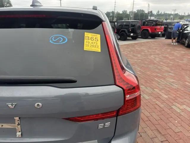 2022 Volvo XC60 B5 Momentum