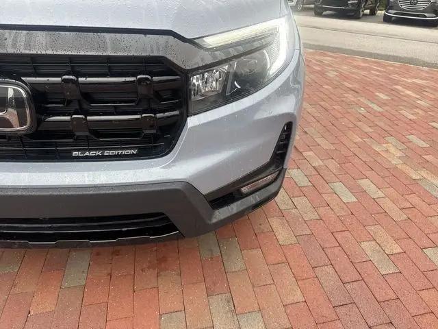 2025 Honda Ridgeline Black Edition