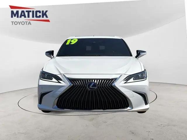 2019 Lexus ES 300h ES 300h