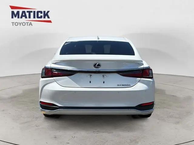 2019 Lexus ES 300h ES 300h