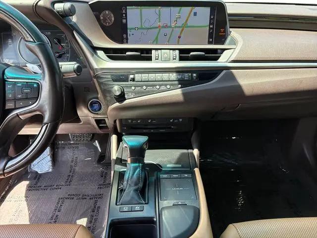 2019 Lexus ES 300h ES 300h