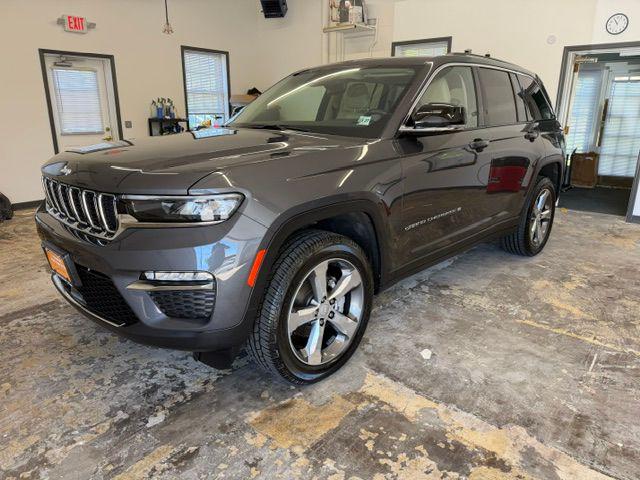 2022 Jeep Grand Cherokee Limited 4x4 for sale in Far Hills, NJ