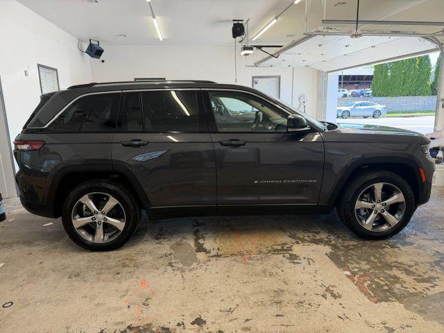 2022 Jeep Grand Cherokee Limited 4x4