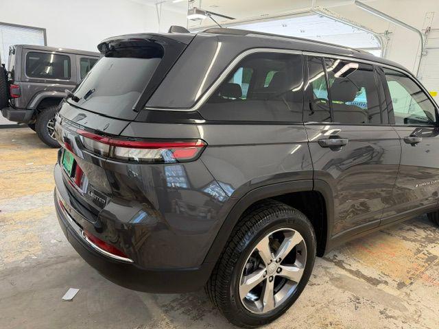 2022 Jeep Grand Cherokee Limited 4x4
