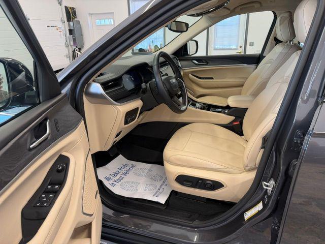 2022 Jeep Grand Cherokee Limited 4x4