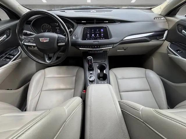 2023 Cadillac XT4 FWD Luxury