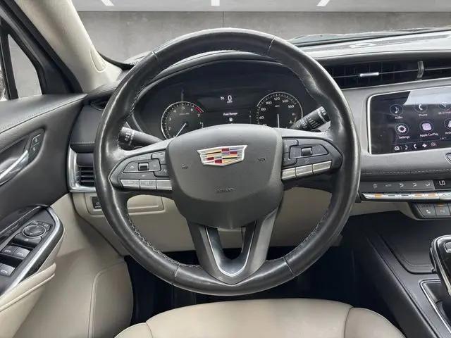 2023 Cadillac XT4 FWD Luxury