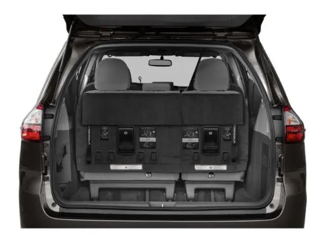 2015 Toyota Sienna LE 7 Passenger