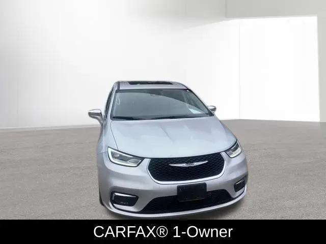 2022 Chrysler Pacifica Hybrid Limited for sale in Westmont, IL