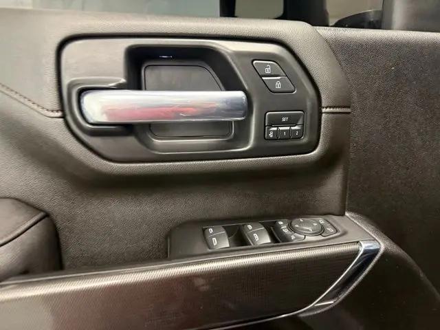 2022 GMC Sierra 2500HD 4WD Crew Cab Standard Bed AT4