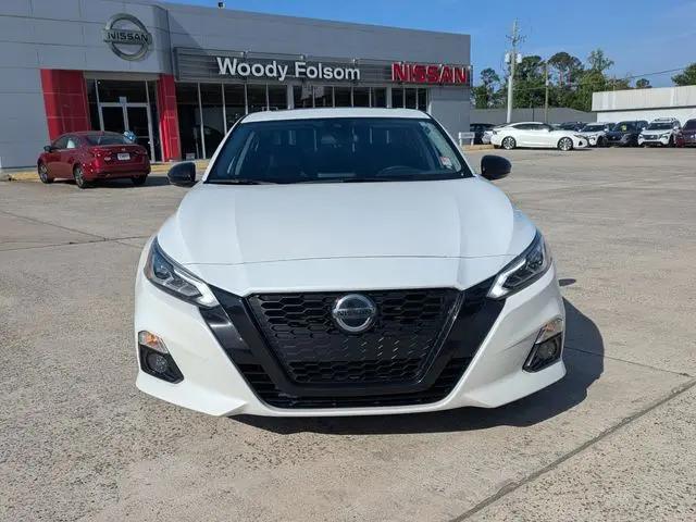 2022 Nissan Altima SR FWD