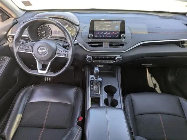 2022 Nissan Altima SR FWD