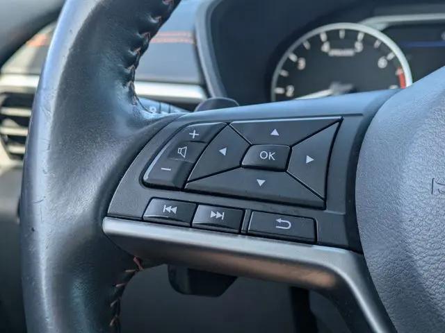 2022 Nissan Altima SR FWD