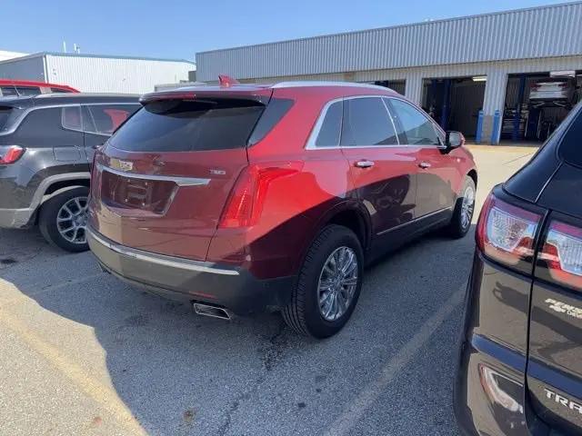 2017 Cadillac XT5 Luxury