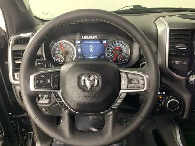 2025 Ram 1500 Big Horn Crew Cab 4x4 5'7" Box