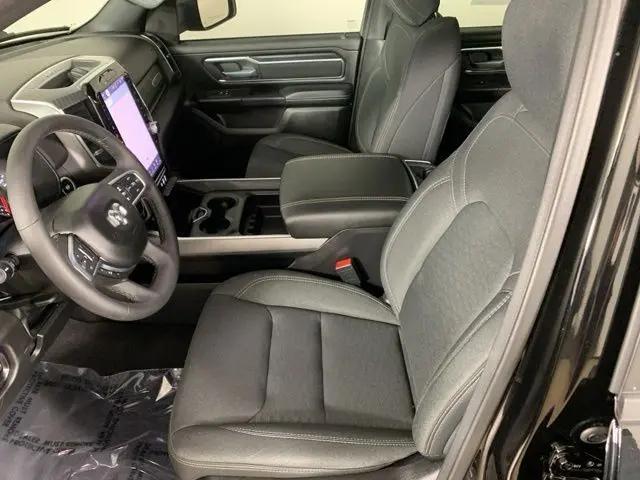 2025 Ram 1500 Big Horn Crew Cab 4x4 5'7" Box