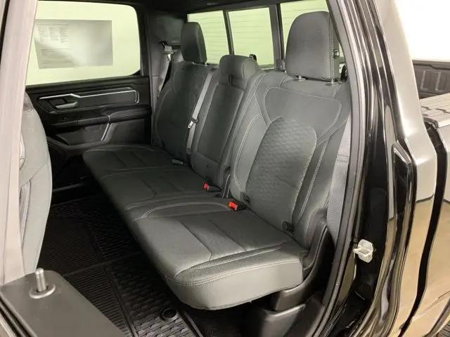 2025 Ram 1500 Big Horn Crew Cab 4x4 5'7" Box