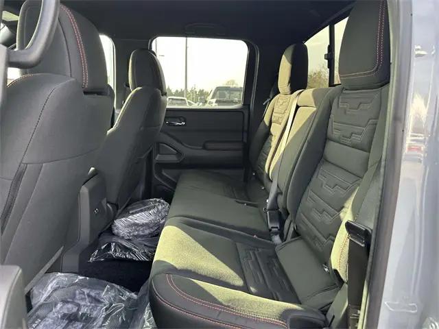 2025 Nissan Frontier Crew Cab PRO-4X 4x4