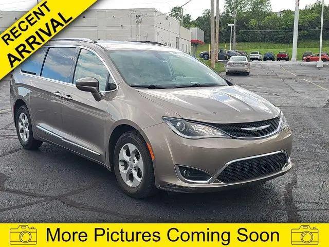 2017 Chrysler Pacifica Touring-L Plus for sale in Manhattan, KS