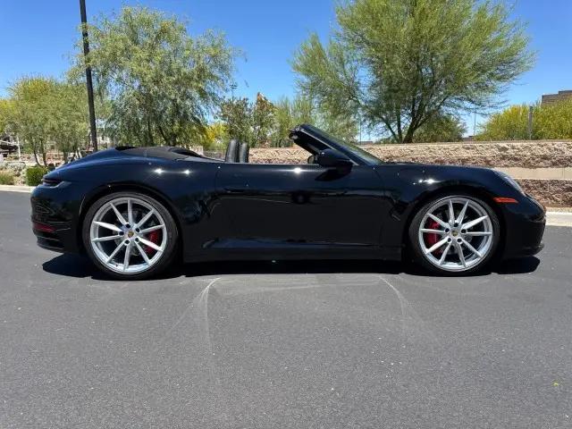 2020 Porsche 911 Carrera 4S Cabriolet