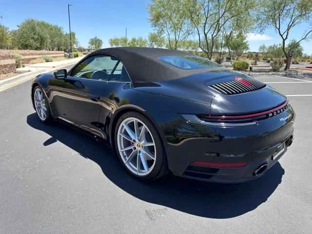 2020 Porsche 911 Carrera 4S Cabriolet