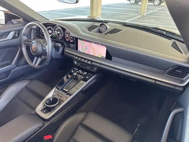 2020 Porsche 911 Carrera 4S Cabriolet