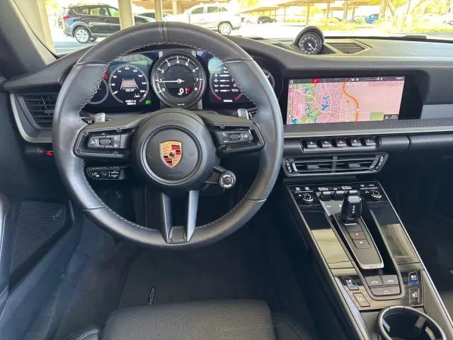 2020 Porsche 911 Carrera 4S Cabriolet