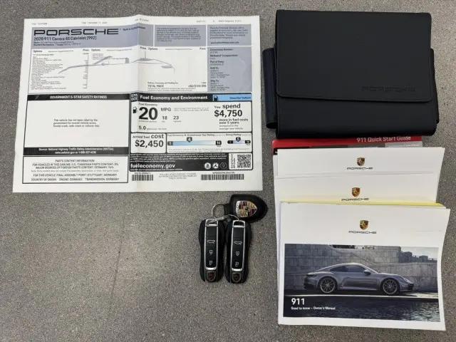 2020 Porsche 911 Carrera 4S Cabriolet