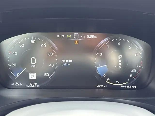 2021 Volvo S60 T5 Momentum