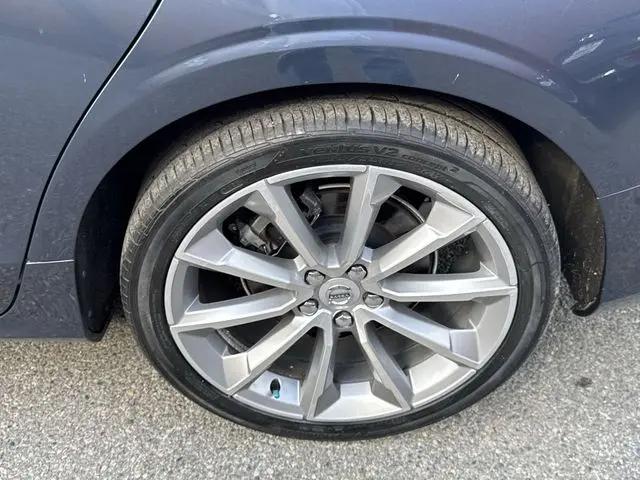 2021 Volvo S60 T5 Momentum