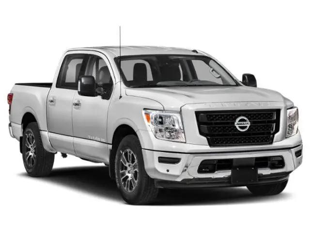 2022 Nissan Titan Crew Cab SV 4x4