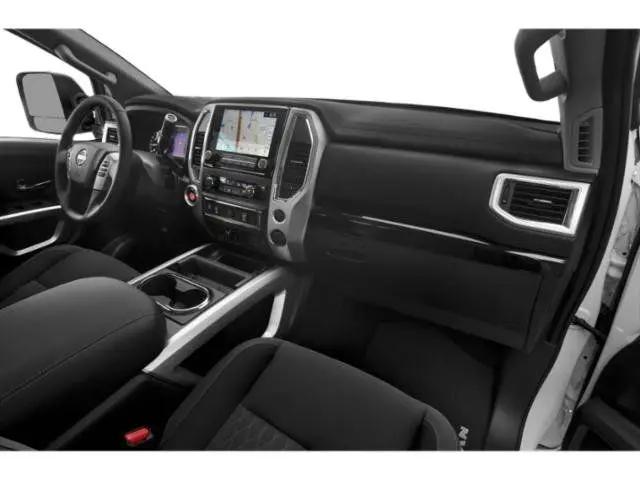 2022 Nissan Titan Crew Cab SV 4x4