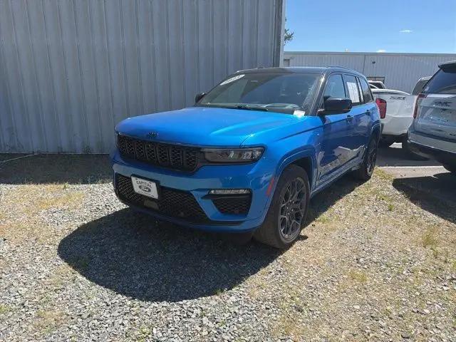 2023 Jeep Grand Cherokee Summit Reserve