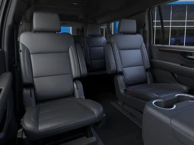 2026 Chevrolet Suburban LT, 4WD