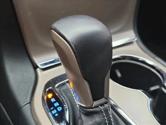 2017 Jeep Grand Cherokee Limited 4x2
