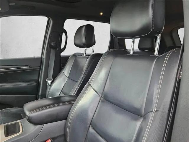 2017 Jeep Grand Cherokee Limited 4x2