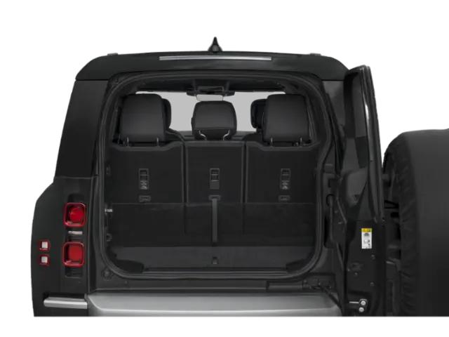 2026 Land Rover Range Rover P400 SE 7 Seat