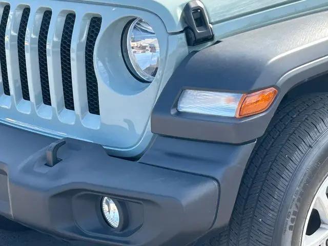 2023 Jeep Wrangler 4-Door Sport 4x4