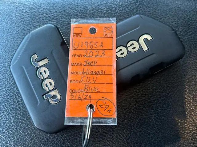 2023 Jeep Wrangler 4-Door Sport 4x4