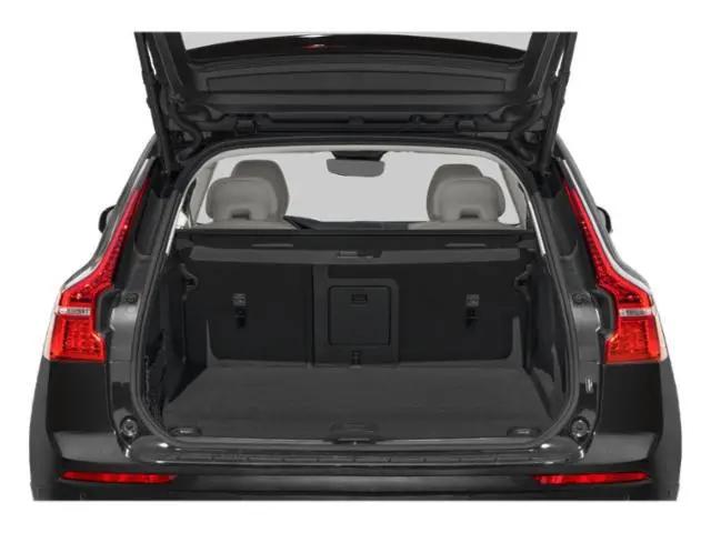 2024 Volvo XC60 Recharge T8 Plus Dark Theme