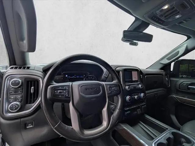 2022 GMC Sierra 2500HD 4WD Crew Cab Standard Bed Denali